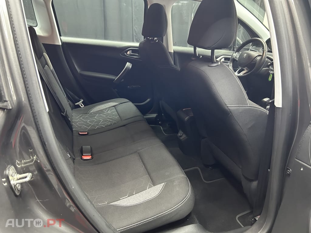 Peugeot 2008 1.2 Puretech Active