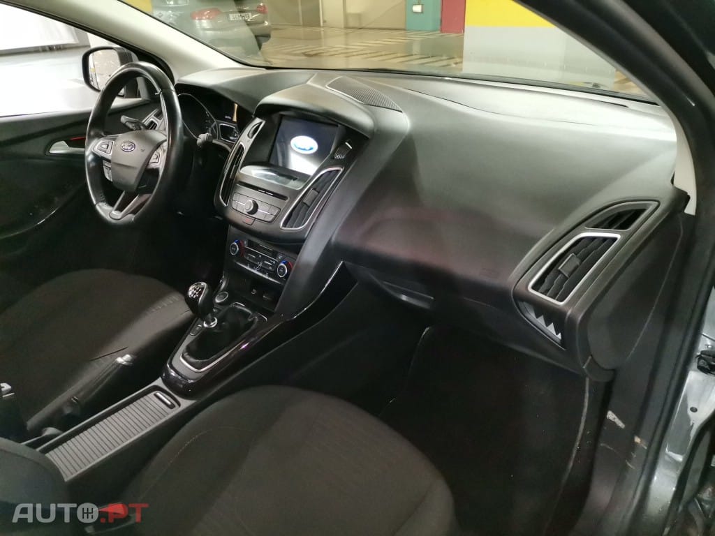 Ford Focus SW EcoBlue Titanium