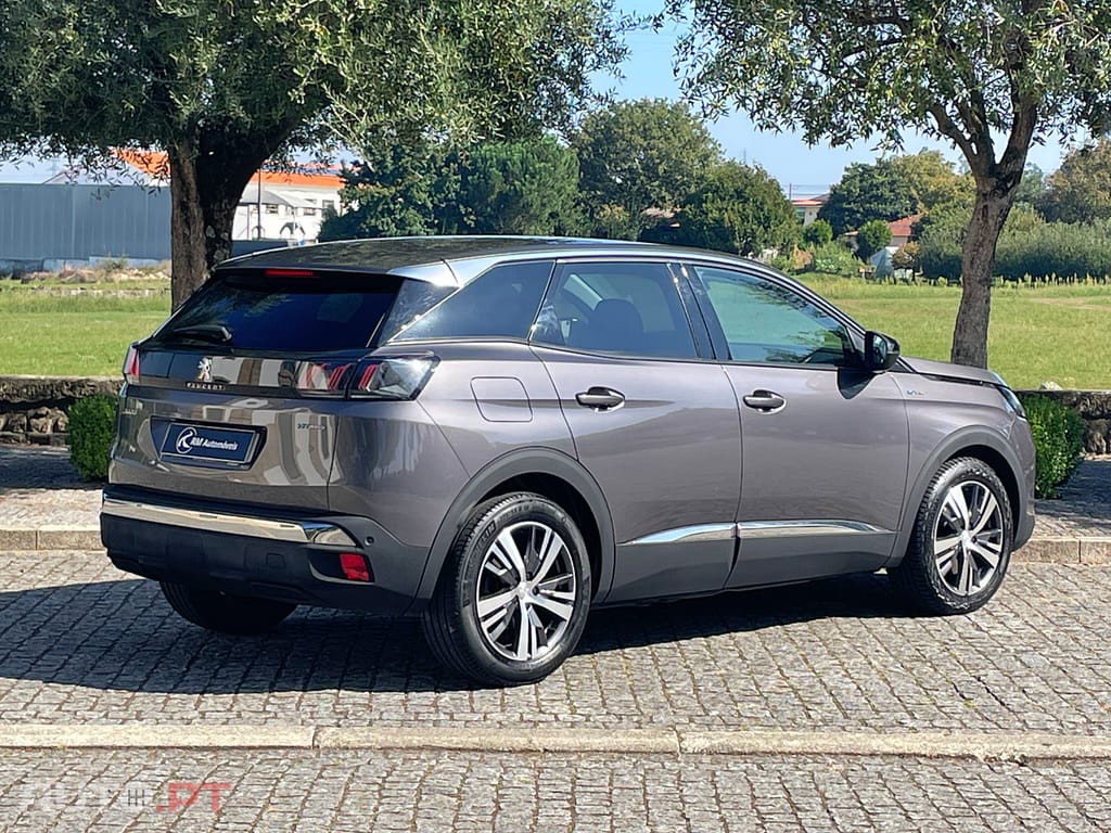 Peugeot 3008 1.6 Hybrid Allure Pack e-EAT8