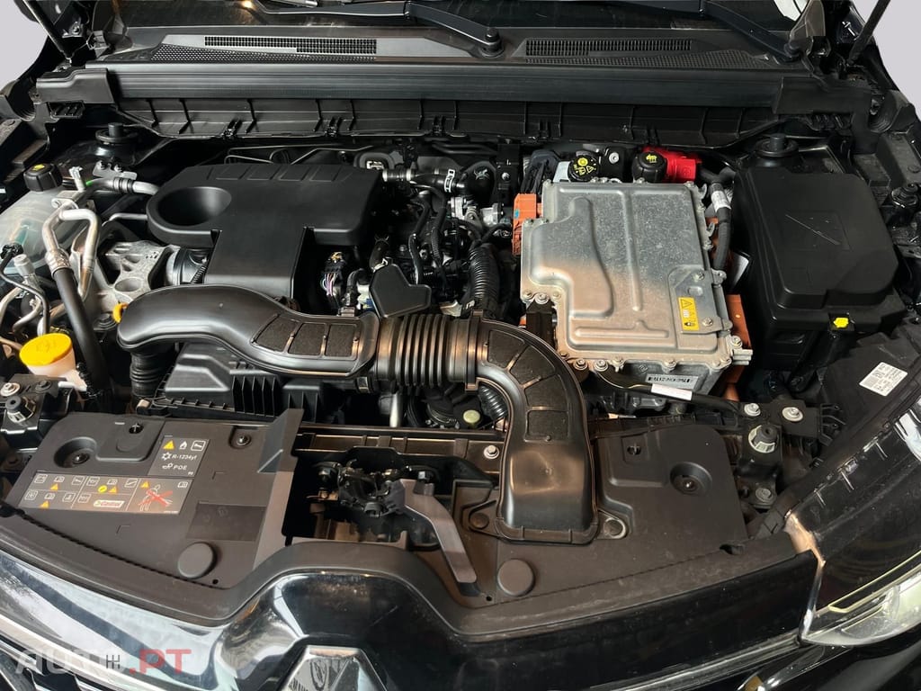 Renault Arkana E-TECH  HYBRID I.V.A DEDUTÍVEL