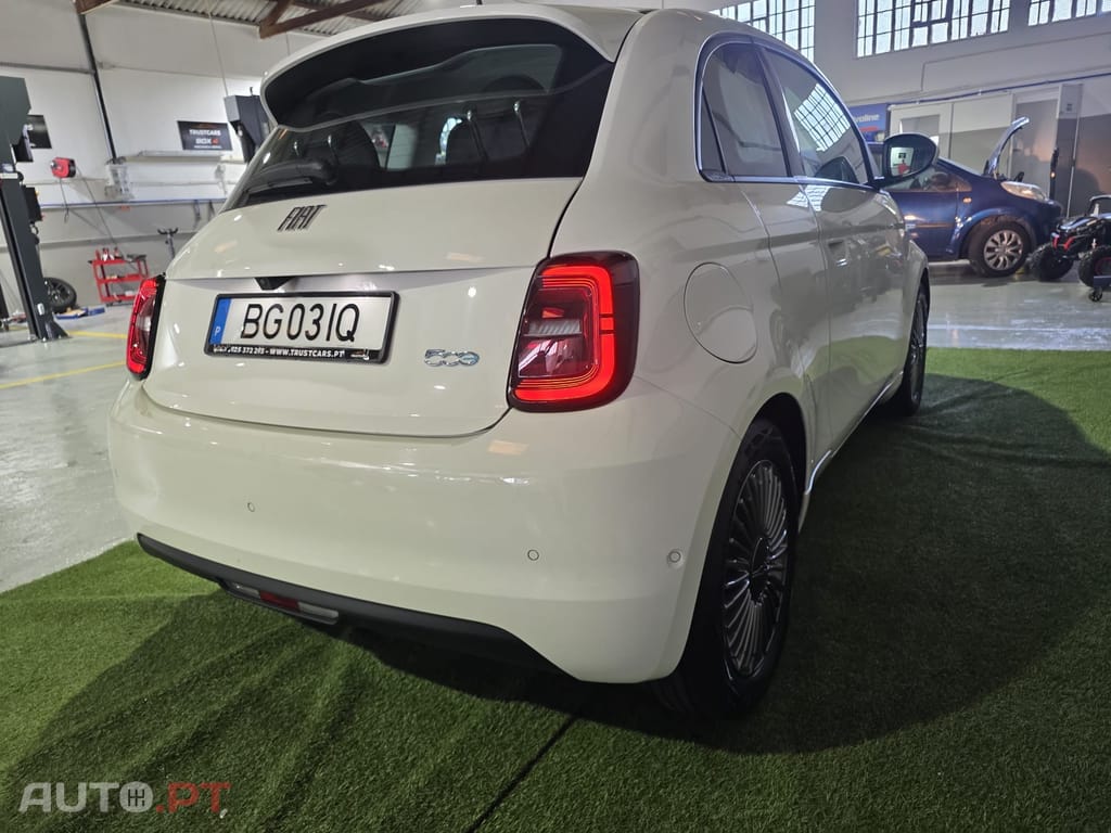 Fiat 500e 3+1