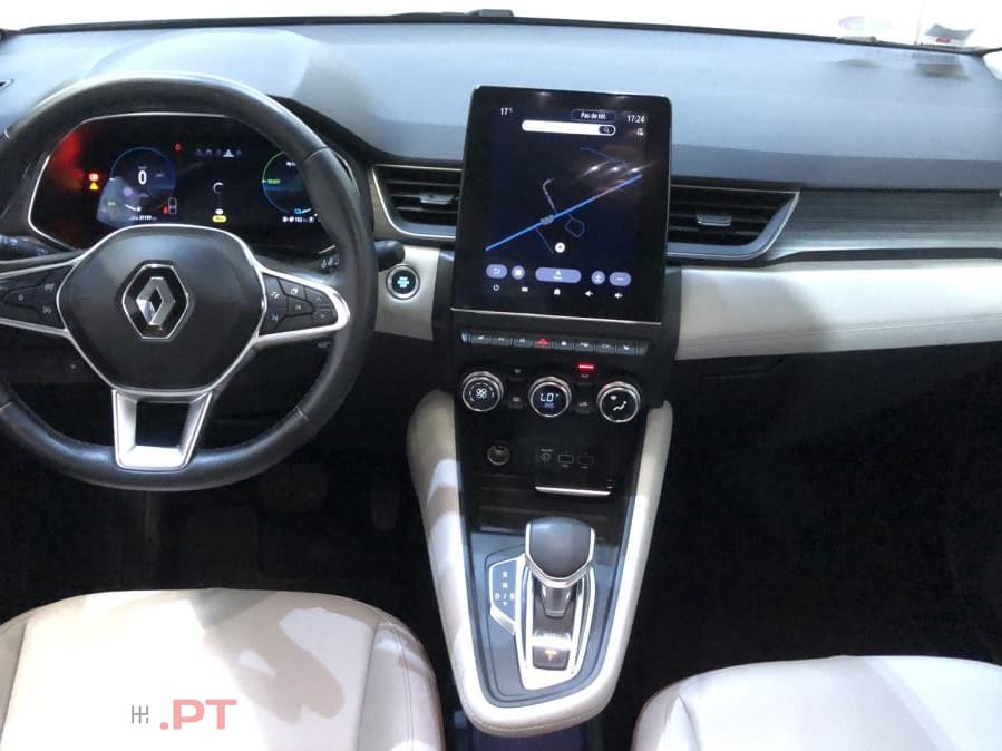 Renault Captur E-Tech Initiale Paris