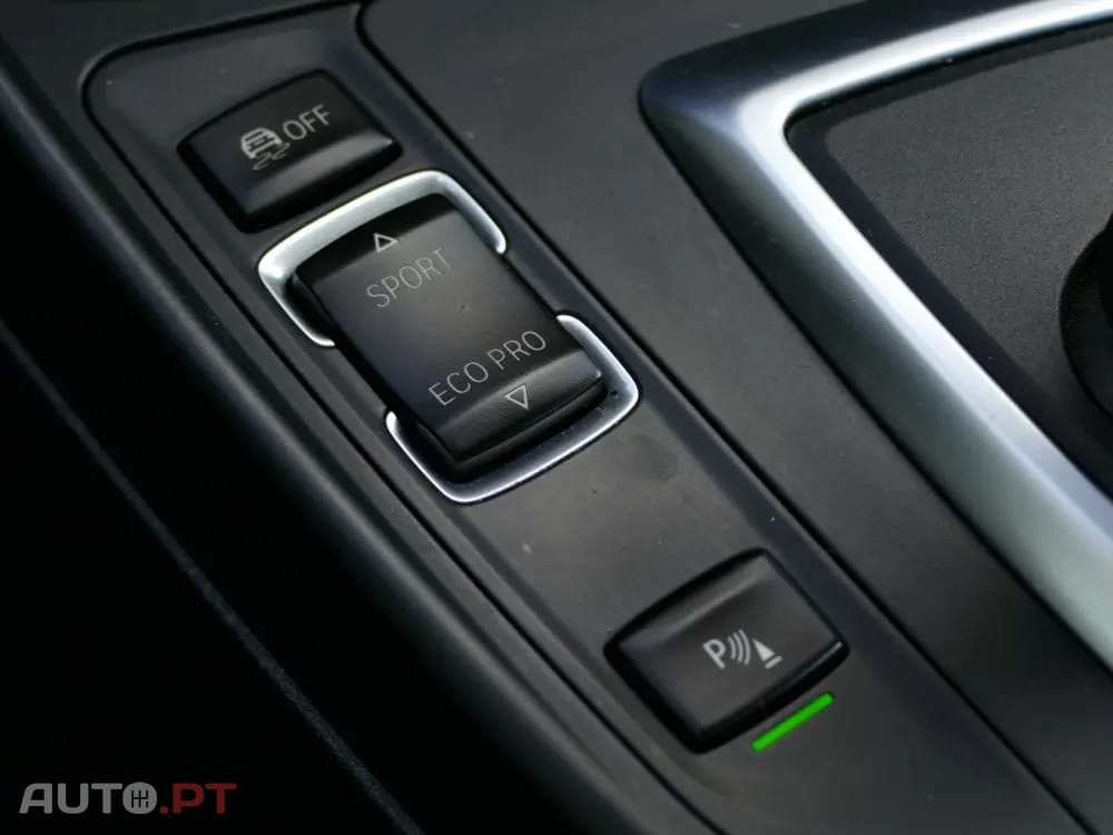 BMW 220 d Coupe Advantage Auto