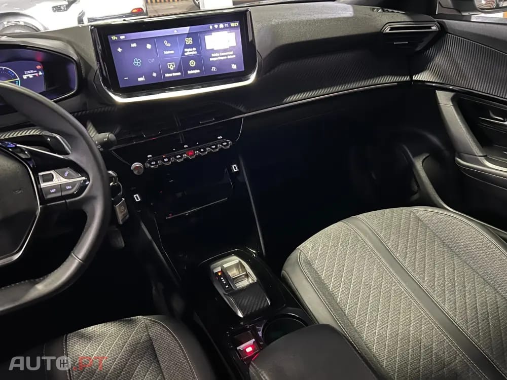Peugeot E-2008 54 kWh Allure