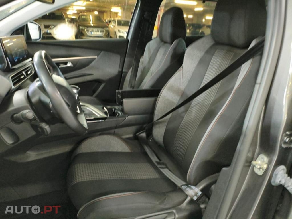 Peugeot 5008 1.5 BlueHDi Active Pack