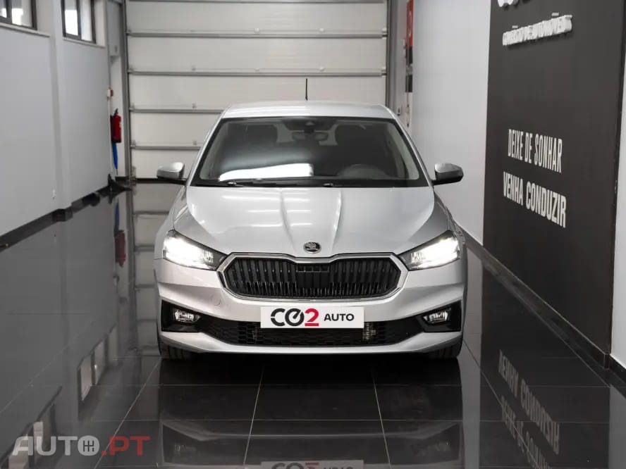 Skoda Fabia 1.0 TSI Selection DSG