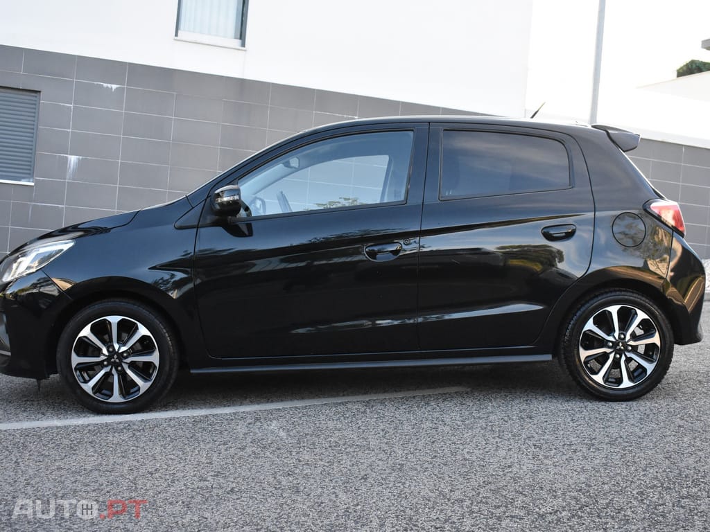Mitsubishi Space Star 1.2 Intense Connect Edition