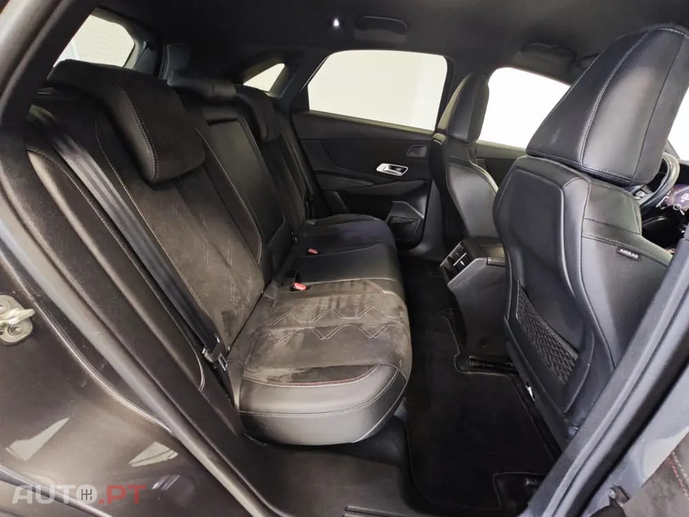 DS DS7 Crossback BlueHDI 130 Aut. Performance Line +