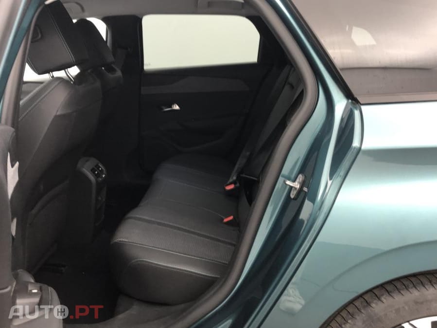 Peugeot 308 SW 1.2 PureTech Allure EAT8
