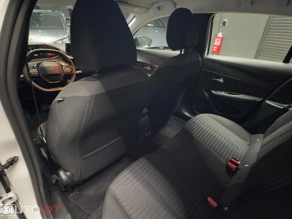 Peugeot E-208 50 kWh Active Pack