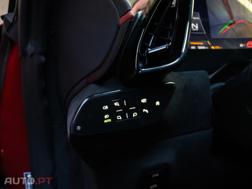 Ferrari Roma 3.9 Twin-Turbo V8