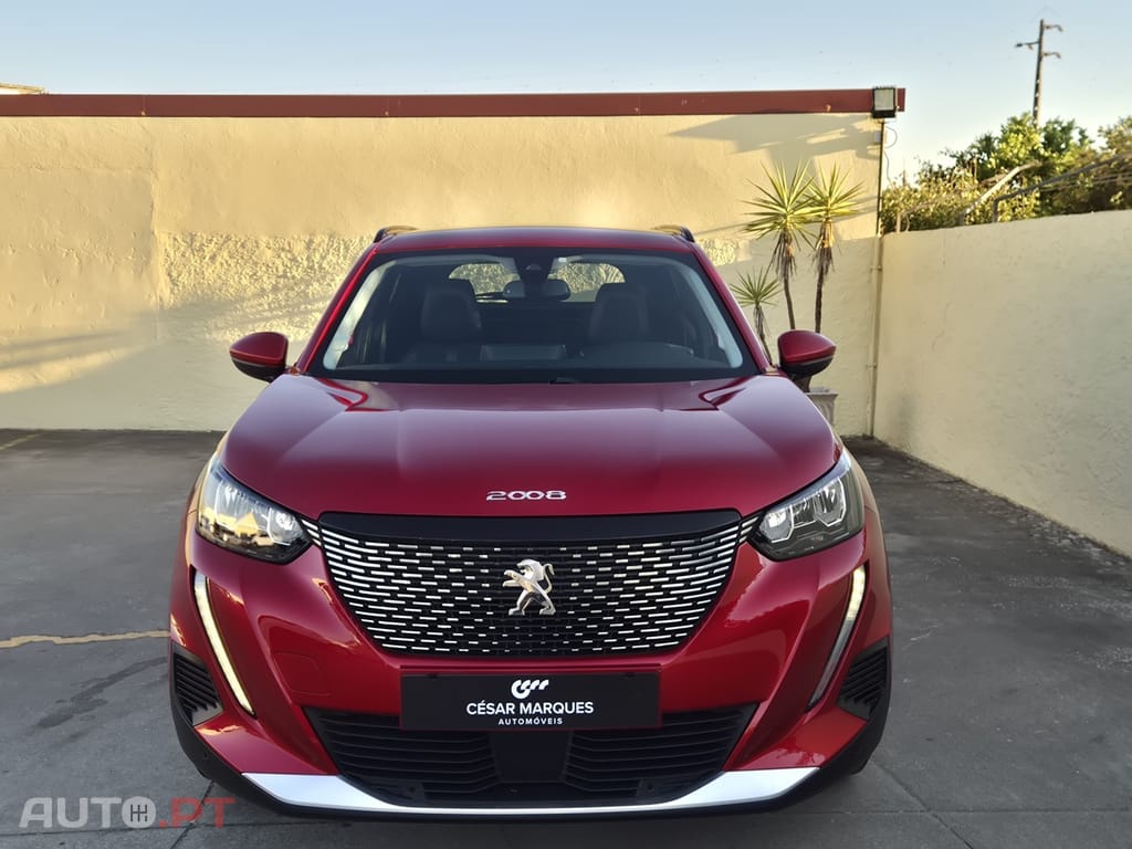 Peugeot 2008 1.2 PureTech Allure Pack