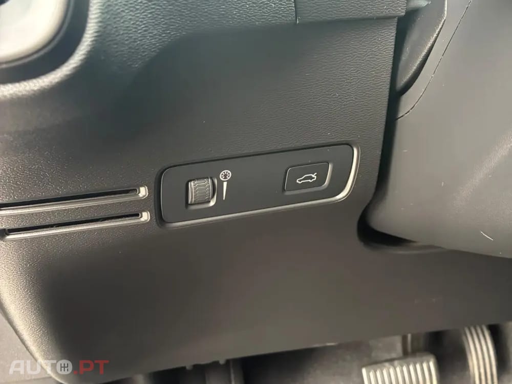 Volvo XC40 1.5 T2 Momentum Plus Geartronic