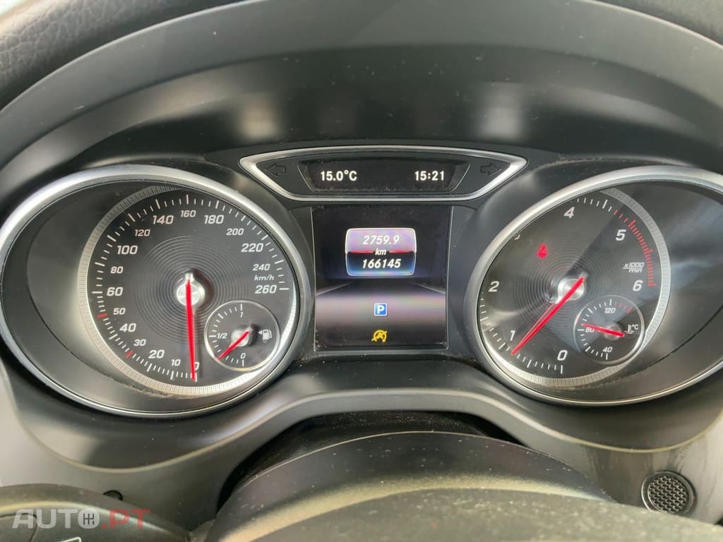 Mercedes-Benz CLA 180 d Shooting Brake Urban Aut.