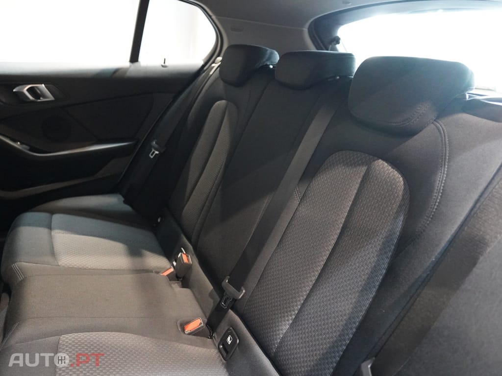 BMW 116 i Advantage