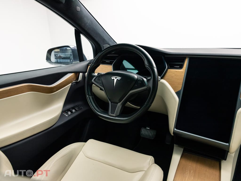 Tesla Model X 100 kWh Long Range AWD