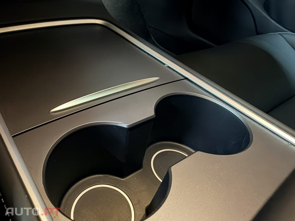 Tesla Model 3 Long Range Tração Integral Premium