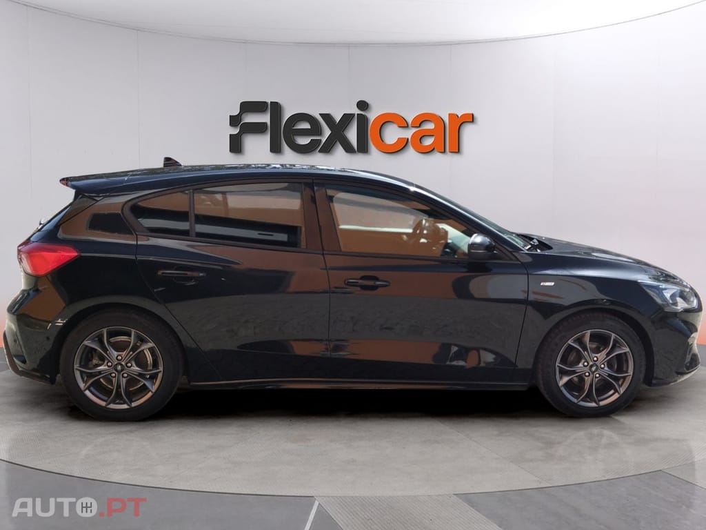 Ford Focus 1.0 EcoBoost MHEV ST-Line
