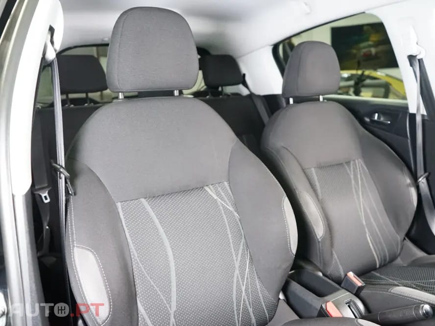 Peugeot 208 1.2 PureTech Style