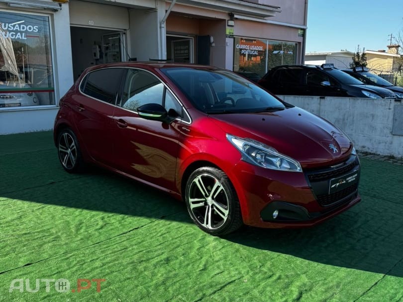 Peugeot 208 1.2 PureTech GT Line