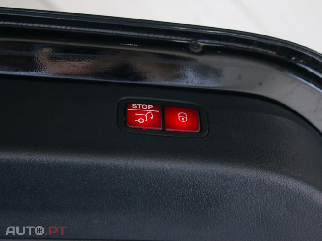Mercedes-Benz C 300 e 9G-TRONIC Edition AMG Line