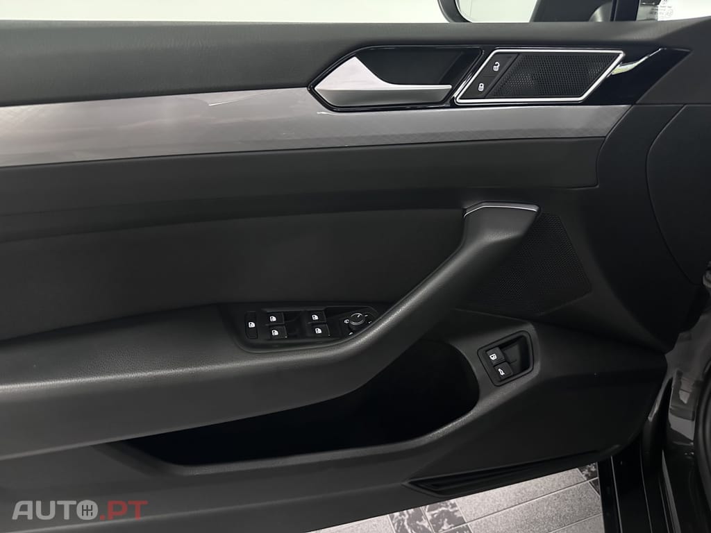 Volkswagen Passat Variant Hibrido 1.4 TSI GTE Plug-in 218hp