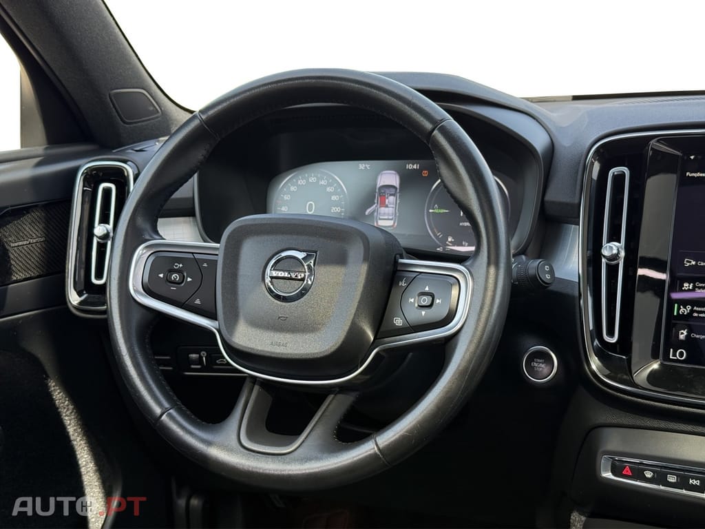 Volvo XC40 T4 Recharge DKG Inscription Expression