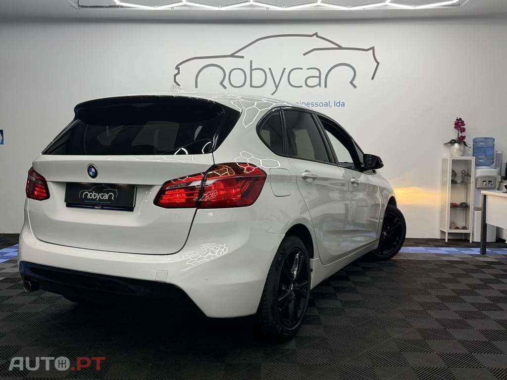 BMW 216 d Line Sport