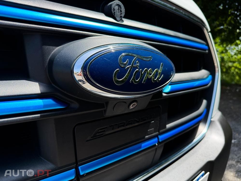 Ford Transit L4H3 Trend