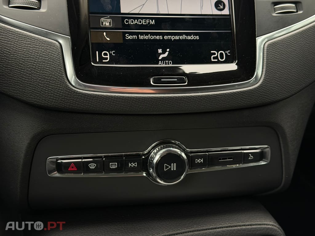 Volvo XC90 2.0 T8 PHEV Inscription Expression AWD