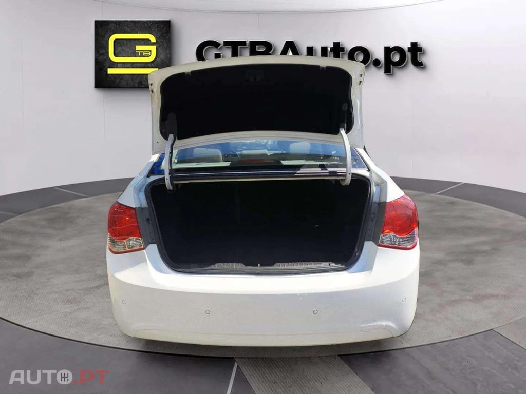 Chevrolet Cruze 1.6 CDTI 