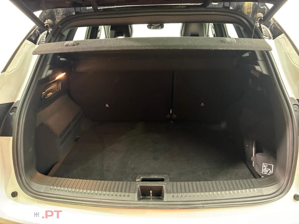 Renault Austral 1.2 E-Tech Iconic Esprit Alpine