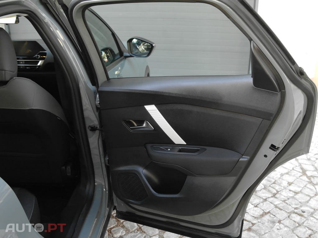 Citroen C4 1.2 Hybrid Plus e-DSC6