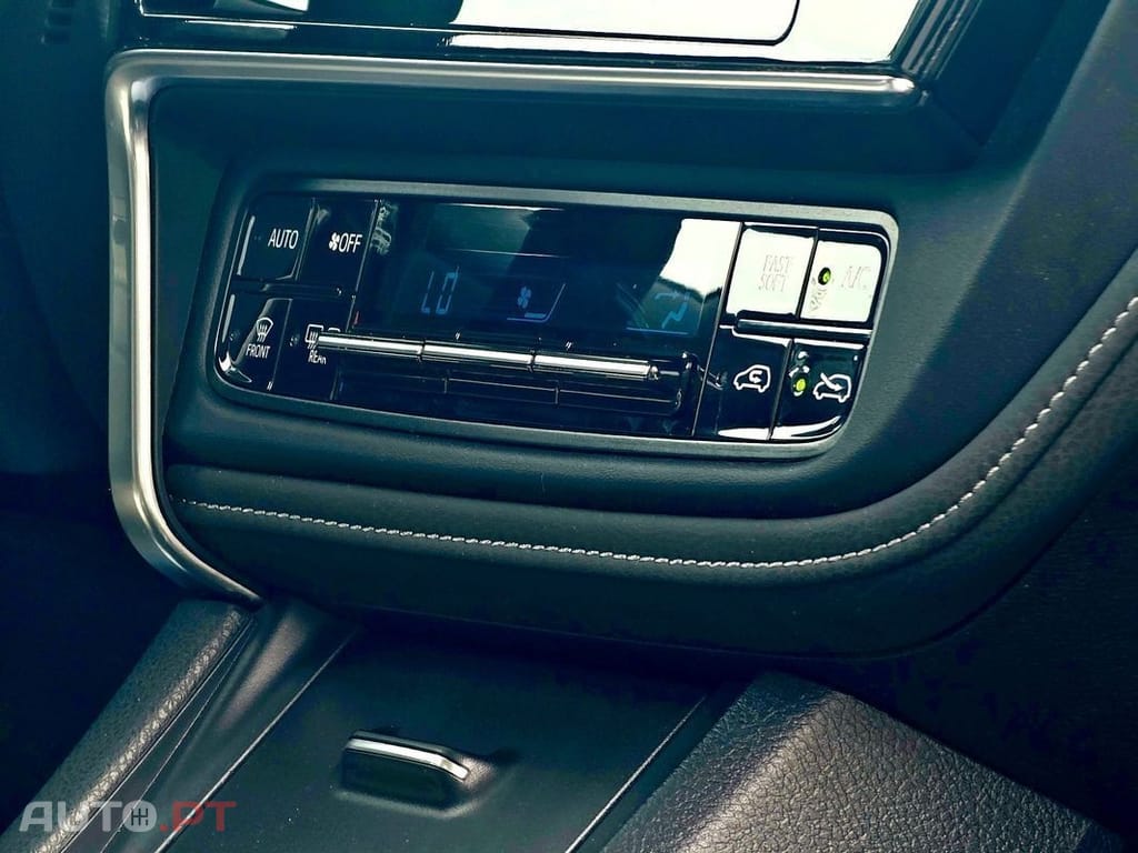Toyota Auris 1.2 Turbo Team Deutschland