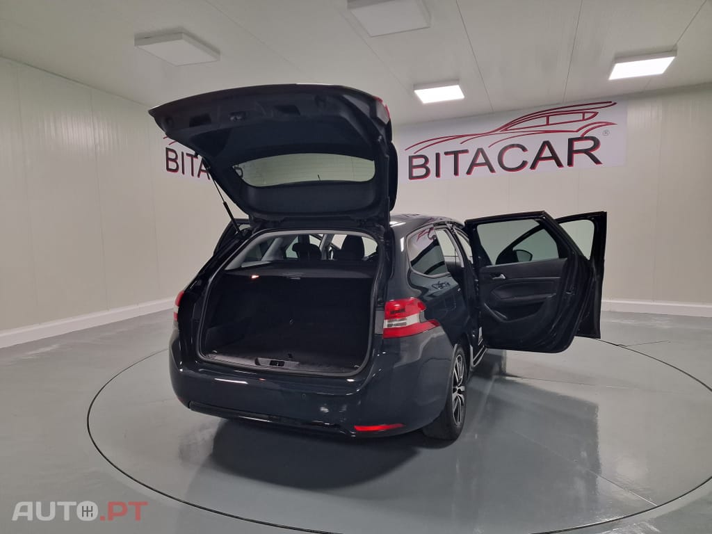 Peugeot 308 SW 1.6 BlueHDi Style