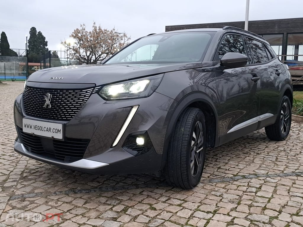 Peugeot 2008 PureTech 130 Allure Pack