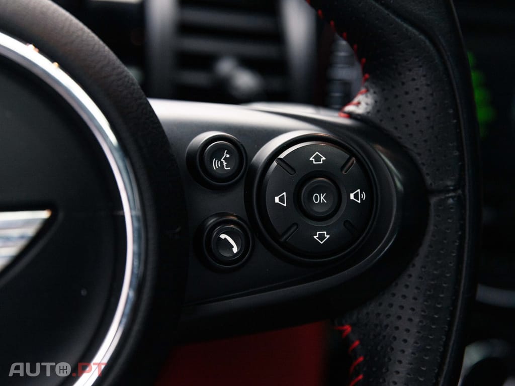 MINI Cooper John Cooper Works