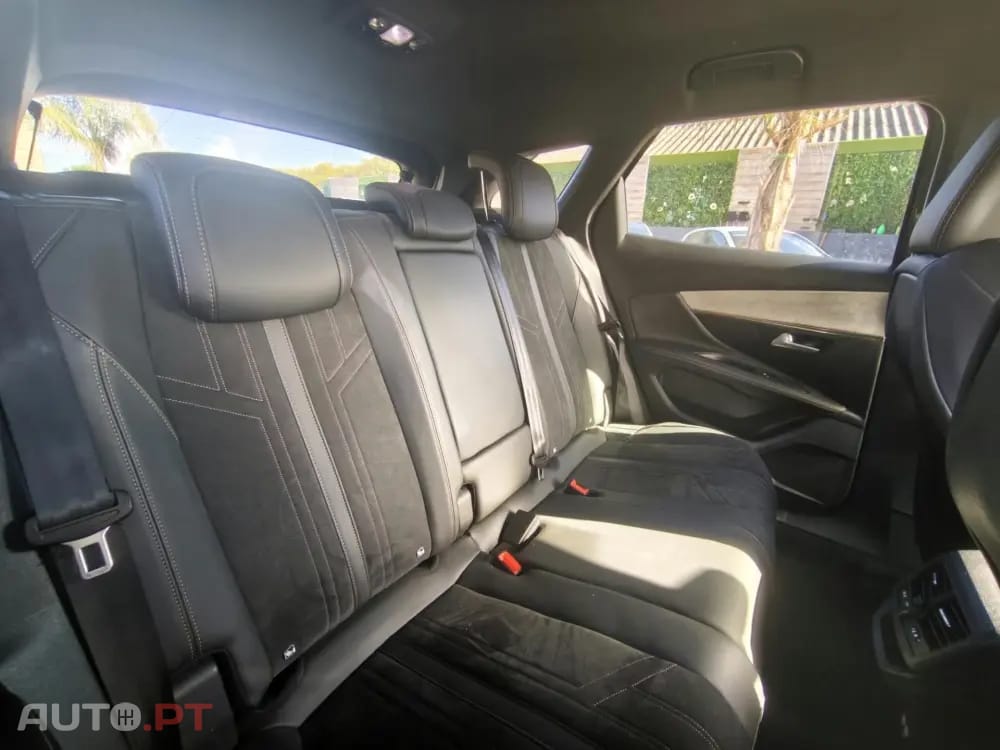 Peugeot 3008 PureTech 130 Stop & Start GPF EAT8 Allure Pack