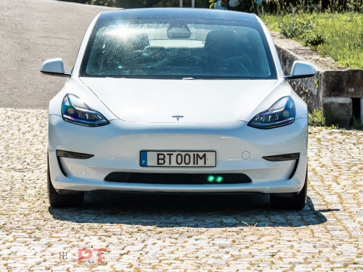Tesla Model 3 Long Range AWD Dual Motor