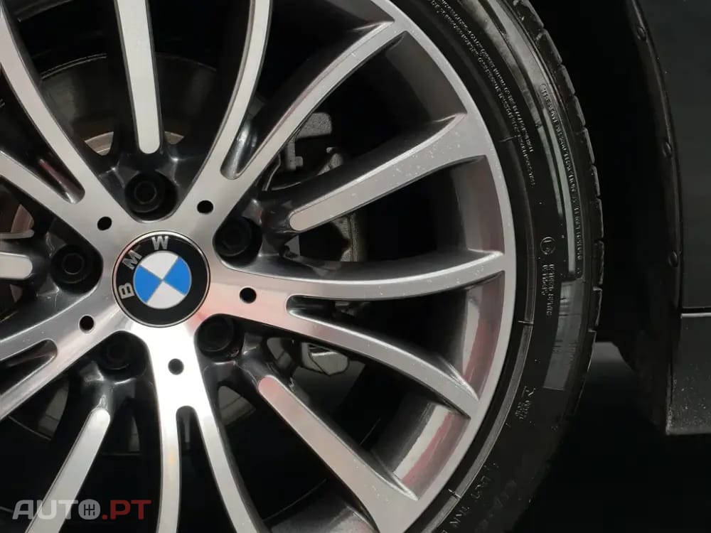 BMW 318 d Line Sport Auto