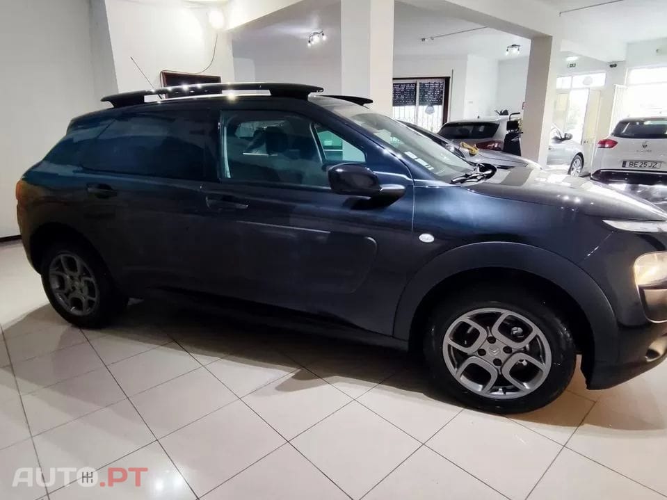 Citroen C4 Cactus 1.2 PureTech Shine EAT6