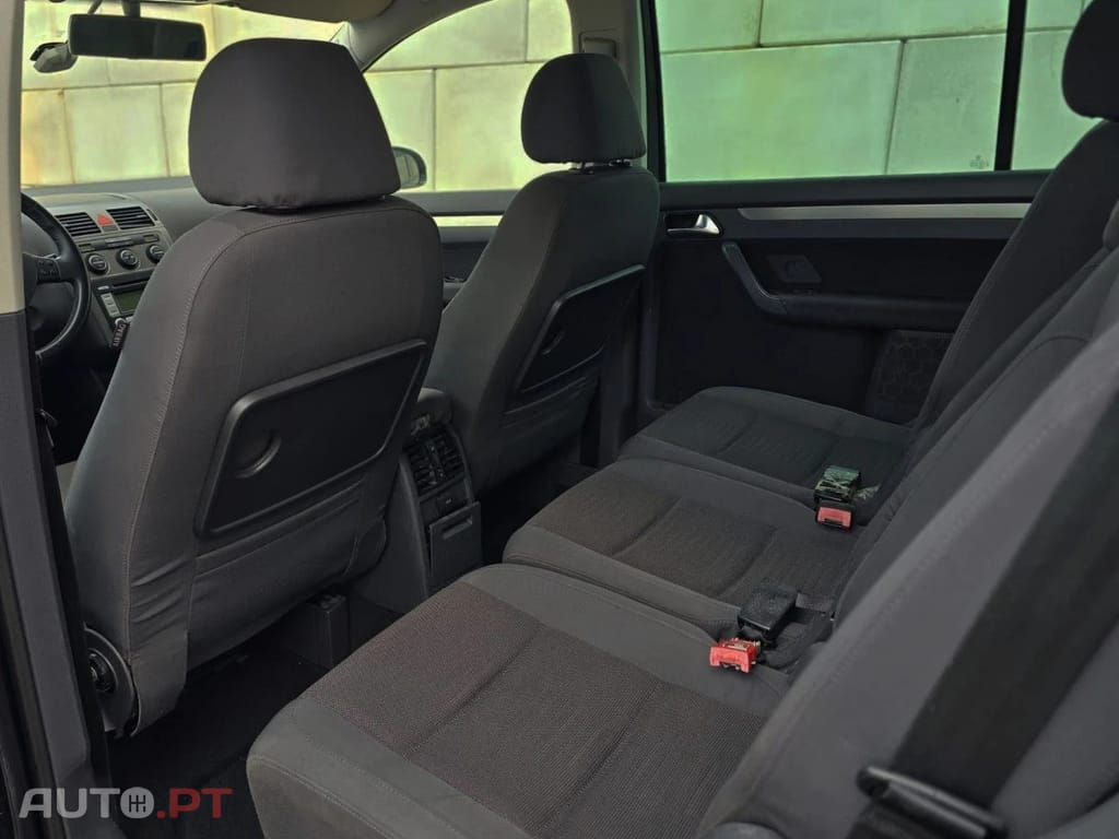 Volkswagen Touran 1.9 TDi Conceptline 7L