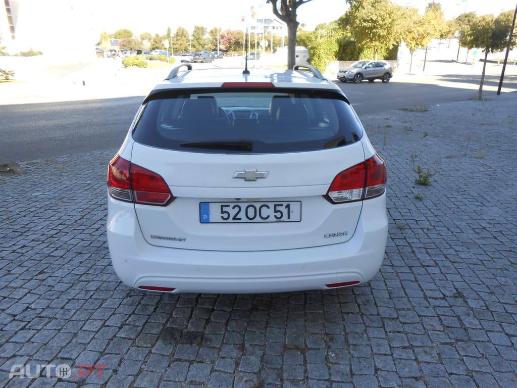 Chevrolet Cruze SW 1.7 VCDI LT