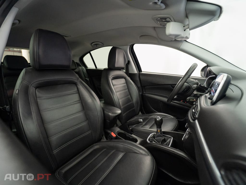 Fiat Tipo 1.3 M-Jet Lounge