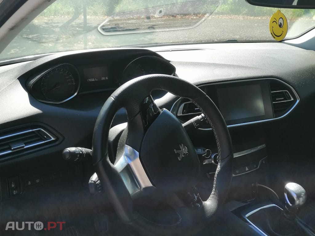 Peugeot 308 Bluehdi