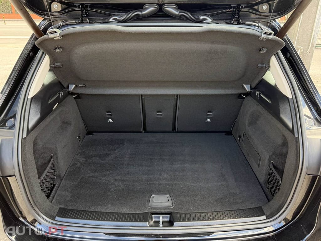 Mercedes-Benz B 180 d 7G-DCT Style