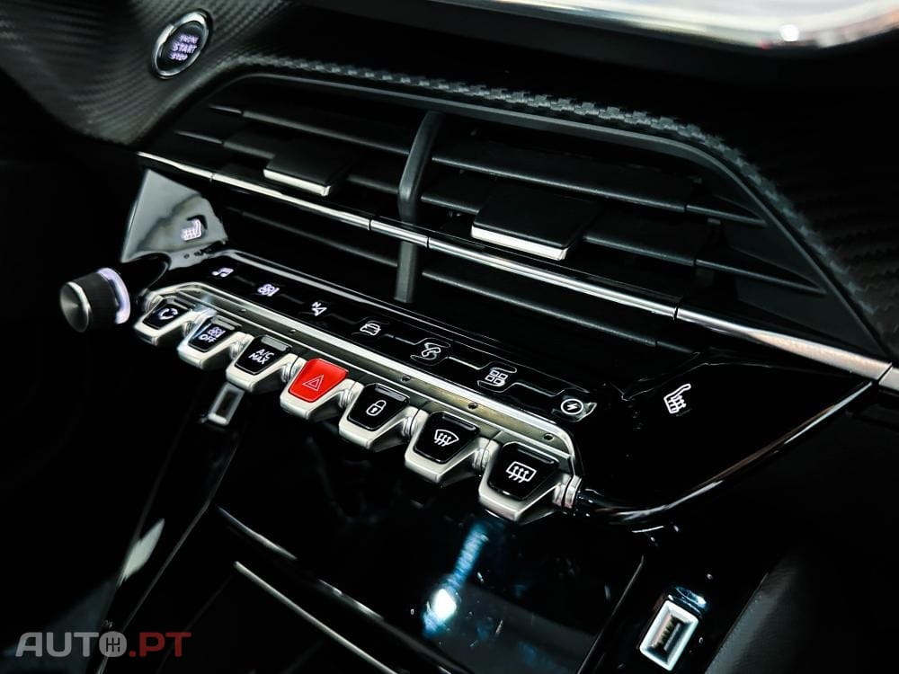 Peugeot E-208 50 kWh GT Pack