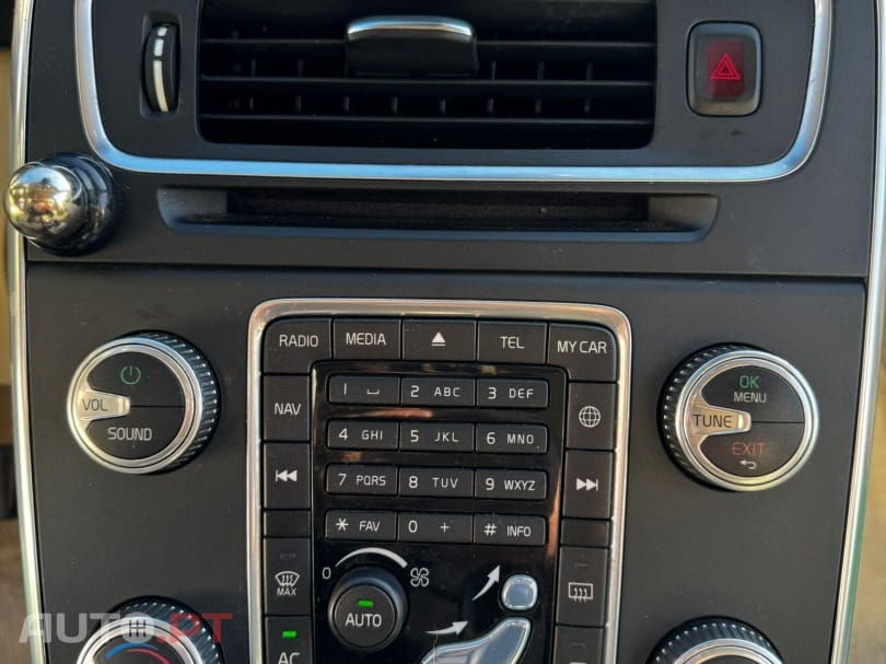 Volvo V60 1.6 D2 Drive Summum Start/Stop