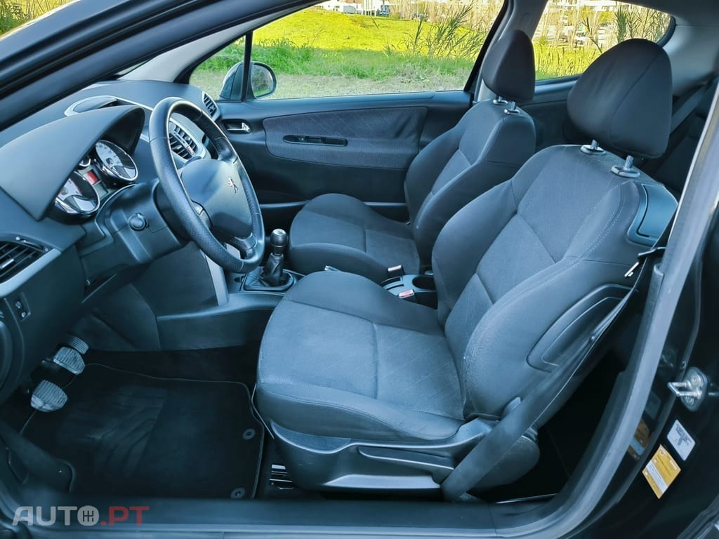 Peugeot 207 1.4 HDi Sport