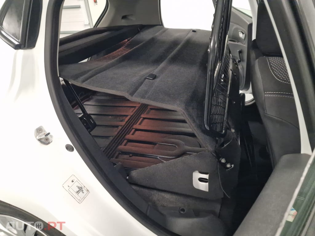 Renault Clio SOCIETE 1.5 DCI ZEN IVA DEDUTÍVEL